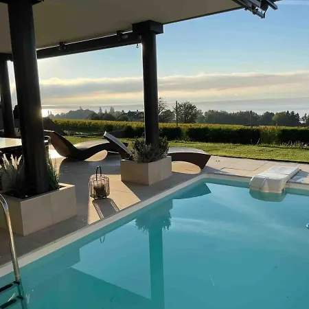 Lägenhet Avec Piscine Chauffee Et 5 Min Perroy