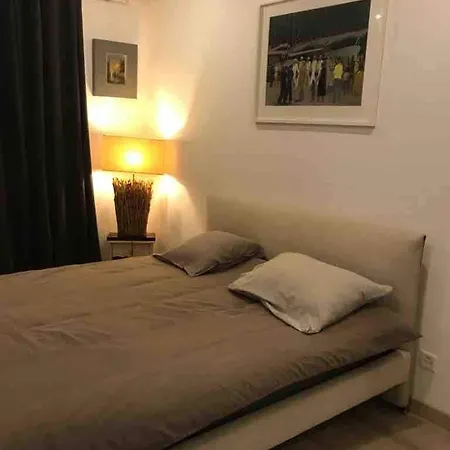 Apartment Avec Piscine Chauffee Et 5 Min