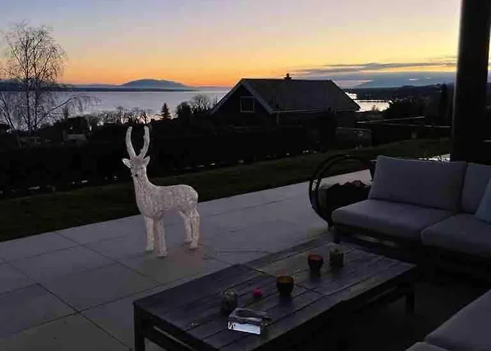 Avec Piscine Chauffee Et 5 Min