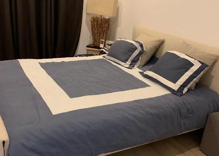 Avec Piscine Chauffee Et 5 Min 아파트 *